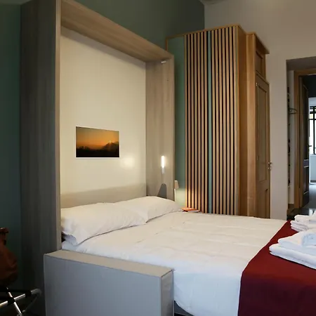 Finestra Sull'alba * ナポリ